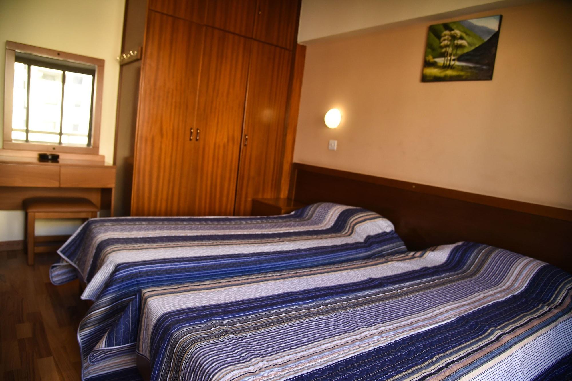 Elysso Hotel ลาร์นาคา ภายนอก รูปภาพ