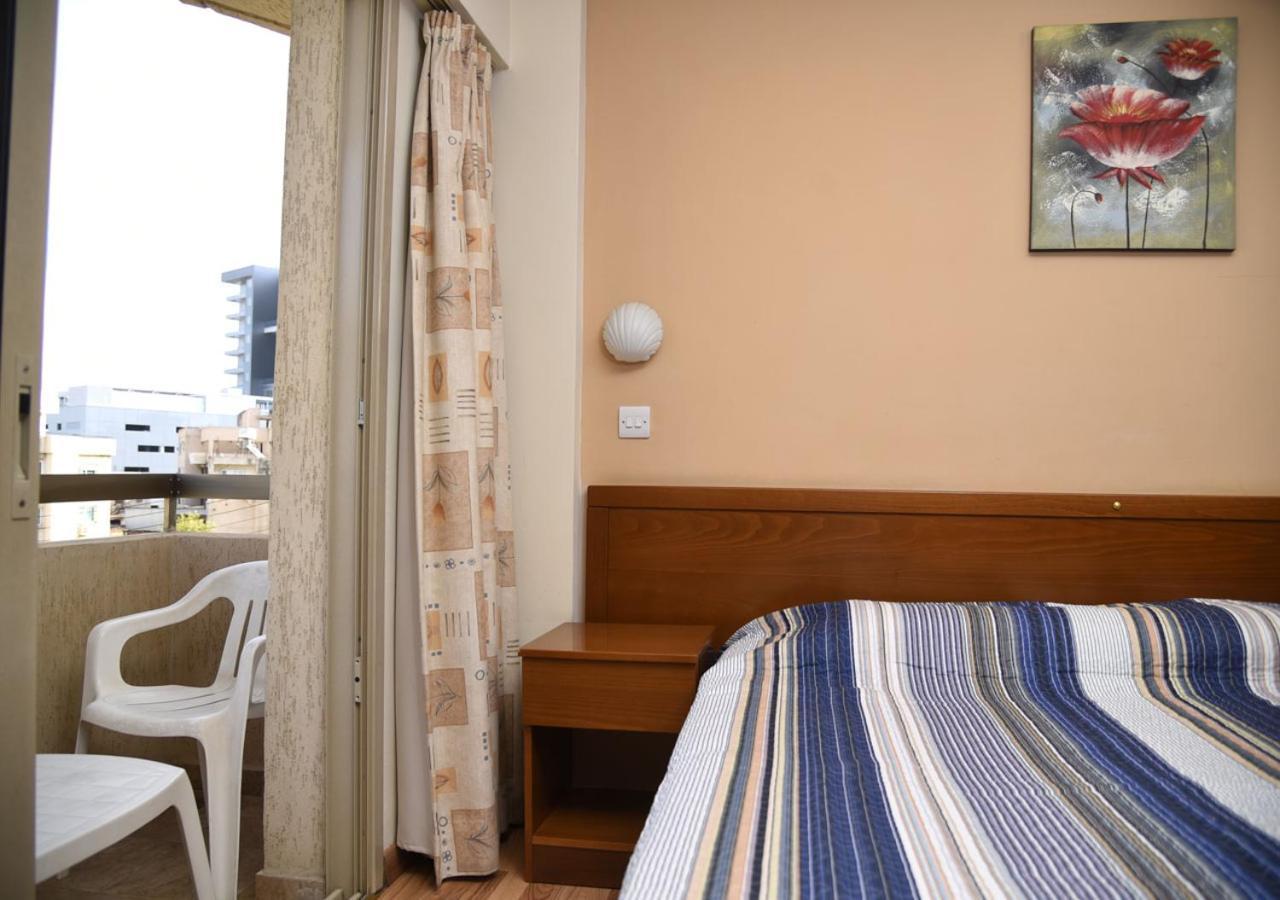 Elysso Hotel ลาร์นาคา ภายนอก รูปภาพ