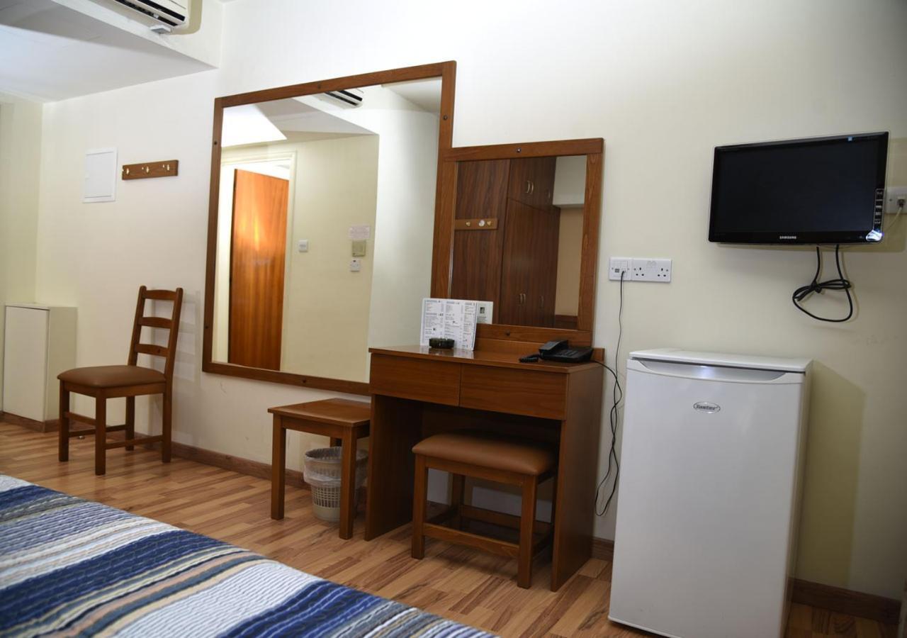 Elysso Hotel ลาร์นาคา ภายนอก รูปภาพ