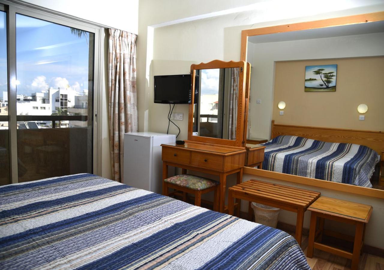 Elysso Hotel ลาร์นาคา ภายนอก รูปภาพ