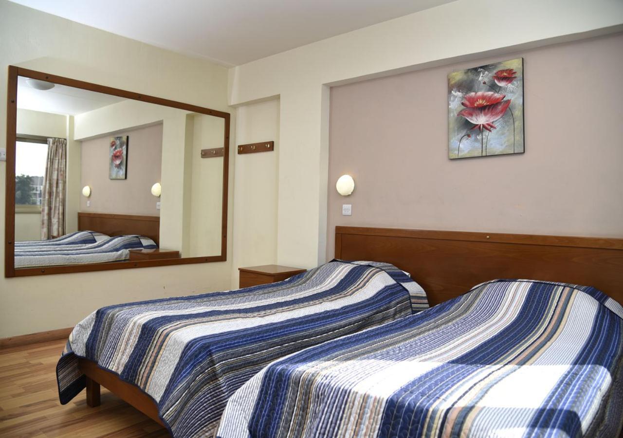 Elysso Hotel ลาร์นาคา ภายนอก รูปภาพ